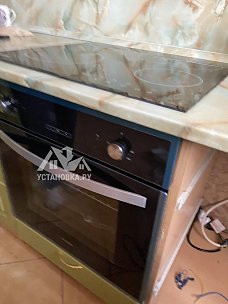 Установить встраиваемый электрический духовой шкаф и электрическую панель
