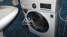 Установить стиральную машину LG F-1096SD3 в ванной