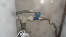 Установить отдельностоящую стиральную машину Hotpoint Ariston ARSL 105