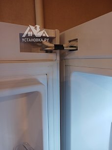 Перенавесить двери холодильника