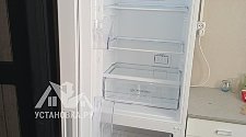 Установить новый отдельно стоящий холодильник