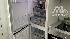 Перевесить двери на отдельно стоящем холодильнике LG с дисплеем