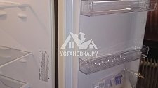 Установить отдельностоящий холодильник Indesit DF4180E