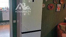 Установить холодильник