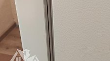Перенавесить двери холодильника
