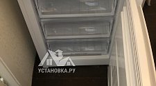 Установить холодильник