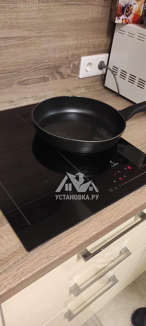 Установить встраиваемую электрическую панель