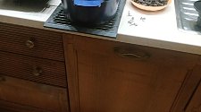 Установить посудомоечную машину и электрическую плиту