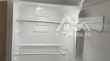 Установить холодильник