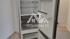 Перенавесить двери холодильника