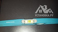 Установить/подключить стирально-сушильную машину.