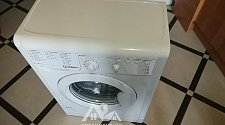 Установить стиральную машину Indesit IWUB 4085 под столешницу на кухне