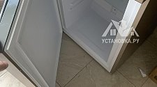 Установить холодильник