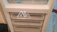 Перевесить двери на холодильнике