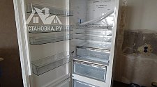 Перенавесить двери холодильника