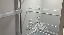 Стандартная установка холодильника и перенавес дверей холодильника (без дисплея)