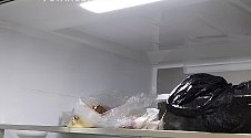 Перевесить двери на холодильнике