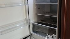 Перевесить двери на холодильнике