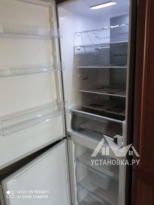Перевесить двери на холодильнике