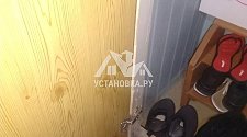 Заменить петли на дверях платяного шкафа