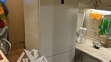 Установить новый отдельно стоящий холодильник