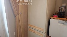 Установить холодильник