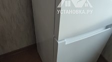 Установить холодильник