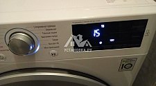 Установить в ванной комнате   новую отдельностоящую стиральную машину LG на готовые коммуникации на место предыдущей