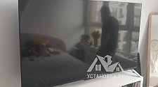 Установить/подвесить и настроить телевизор