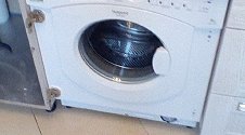 Встроить стиральную машину Hotpoint-Ariston CAWD 1297