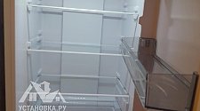 Установить холодильник