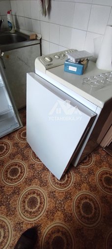 Перевесить двери на холодильнике