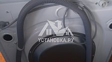 Установить отдельностоящую стиральную машину Самсунг на кухне под столешницу