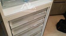 Перевесить двери на холодильнике