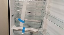 Перенавесить двери холодильника