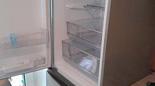 Установить холодильник или морозильник/Перенавесить двери холодильника