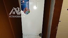 Перенавесить двери холодильника