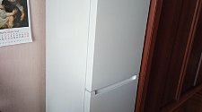 Установить новый отдельно стоящий холодильник Gorenje NRK6202AW4