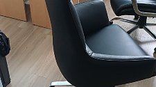 Собрать новое кресло руководителя Cactus CS-LBK-MILANO