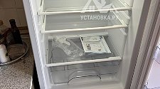 Установить новый отдельно стоящий холодильник