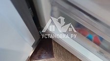 Установить холодильник