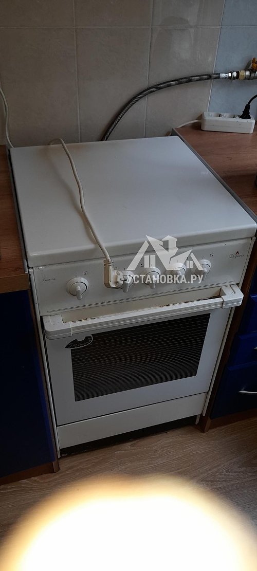 Установить газовую плиту