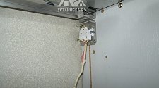 Установить духовой электрический шкаф Electrolux