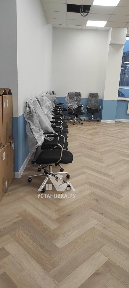 Собрать новые кресла руководителя Бюрократ KB-9N