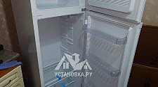 Перевесить двери на холодильнике