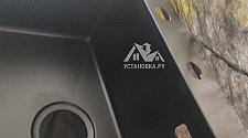 Вырезать отверстие под дозатор